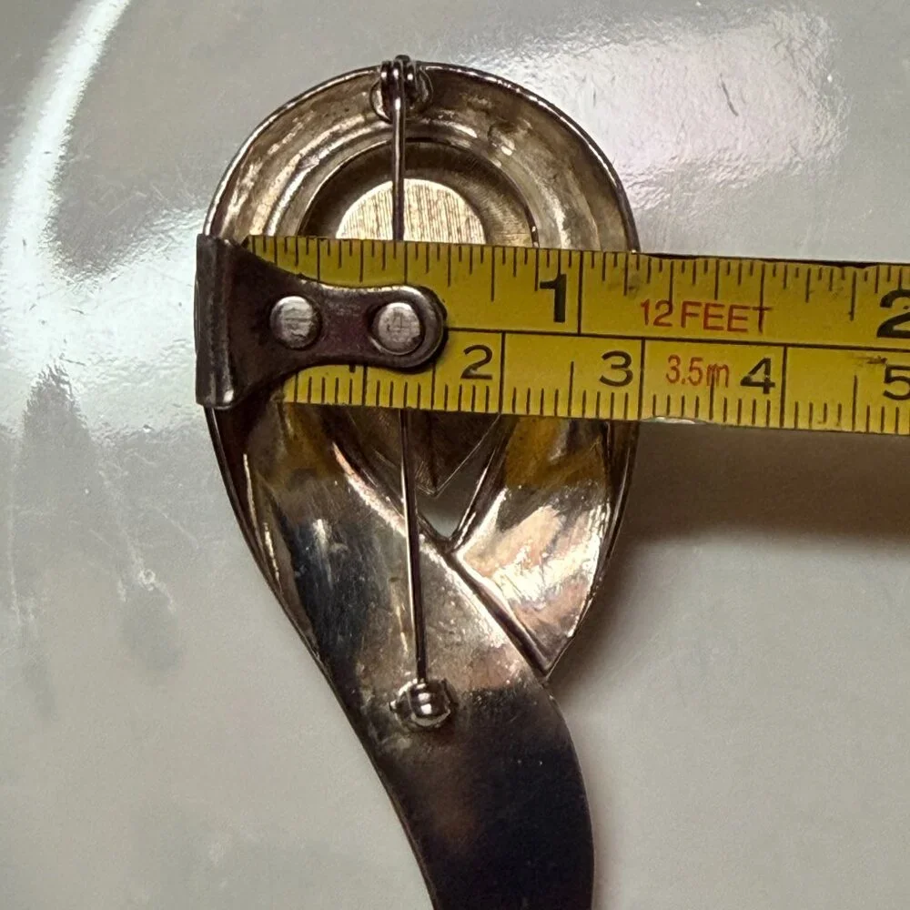 Vintage striking brooch
